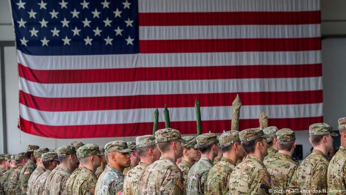 Congresmenii republicani îi cer lui Trump să reconsidere planurile de reducere a trupelor americane din Germania