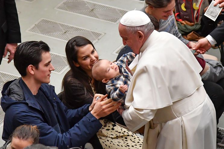 Papa Francisc a scos o nouă carte pentru copii