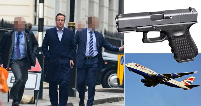 Bodyguardul lui David Cameron ŞI-A UITAT pistolul în toaleta avionului