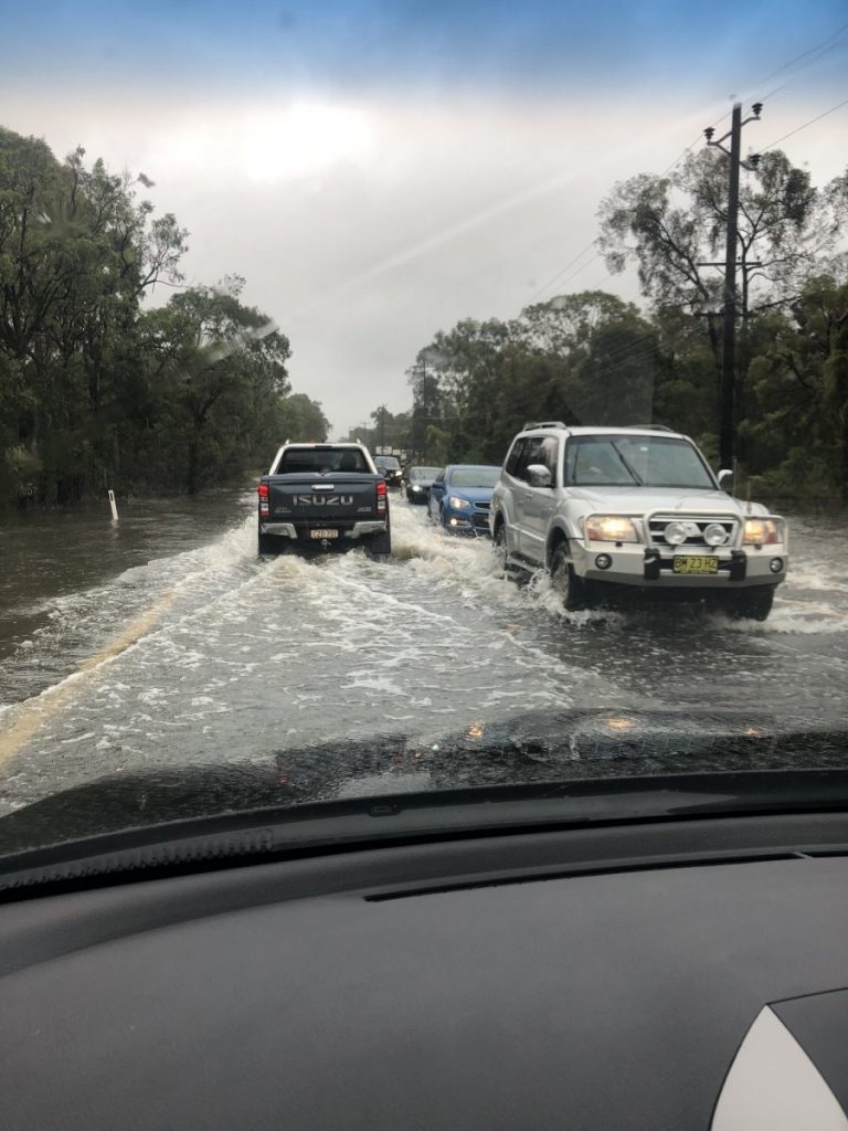 Guvernul australian a declarat dezastru natural în zone din New South Wales după inundații unice în 100 de ani