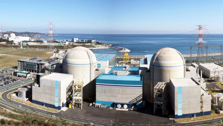 AIEA aprobă exploatarea primei centrale nucleare din lumea arabă