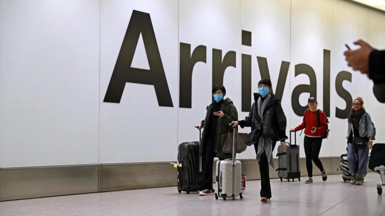 Germania va propune efectuarea de teste gratuite călătorilor care şi-au făcut concediul în străinătate