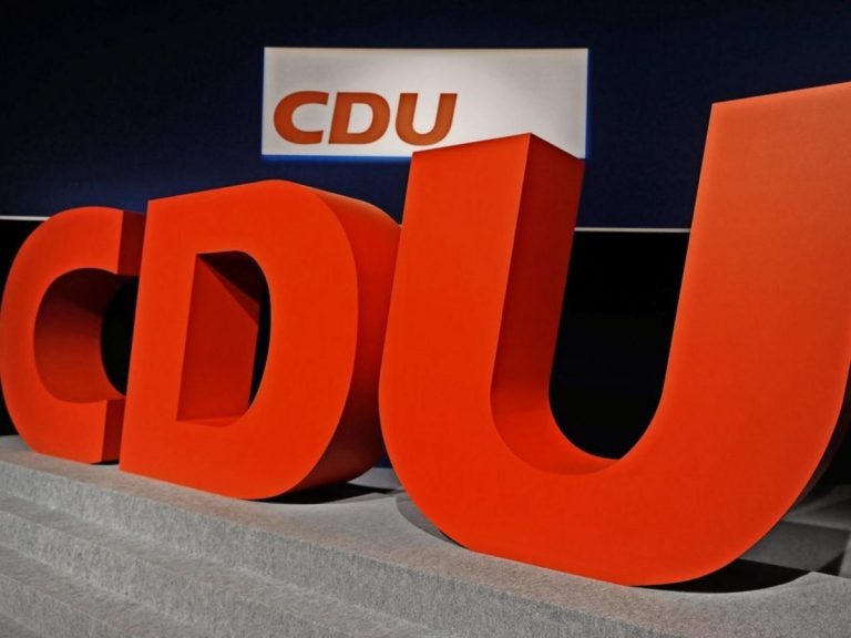 CDU se prăbuşeşte în sondajele din Germania