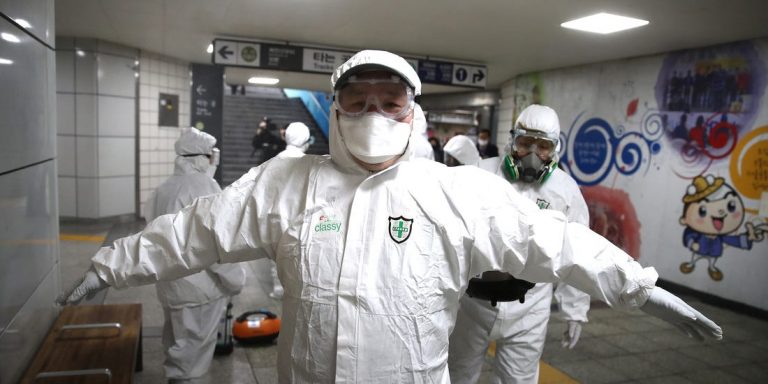 Coreea de Sud înregistrează un record de infectări cu COVID-19
