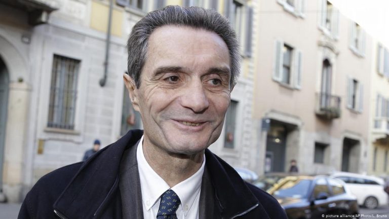 Preşedintele regiunii italiene Lombardia, investigat pentru o tranzacţie cu echipamente medicale