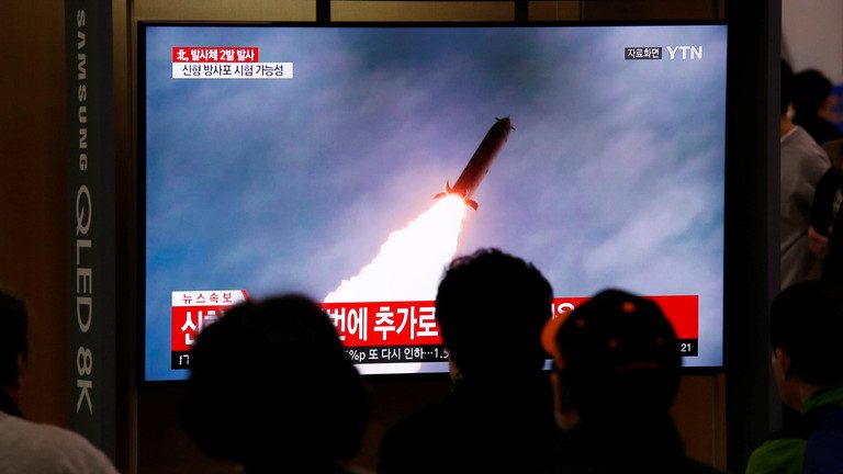 Coreea de Nord a lansat două rachete balistice în Marea Japoniei; reacţii japoneze şi americane