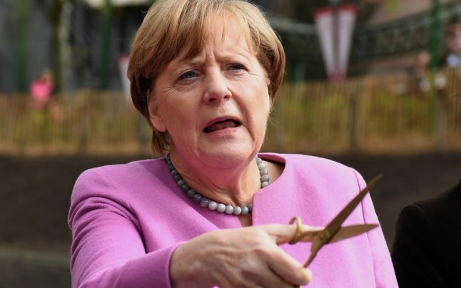 Angela Merkel revine în forţă în campania electorală. Anunţul care loveşte piaţa auto din Germania
