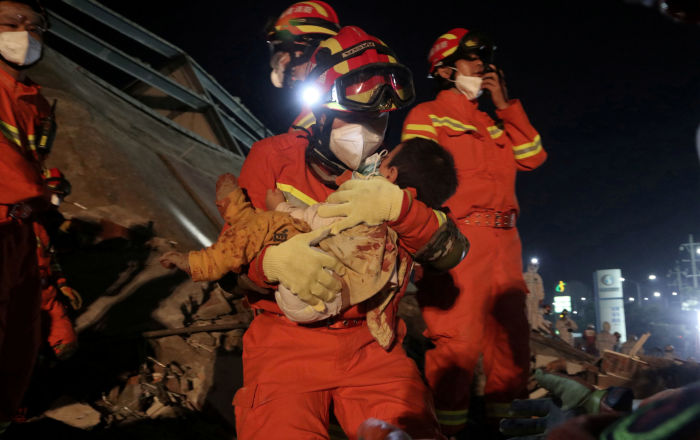 Prăbuşirea unui hotel-carantină în China a dus la moartea a 26 de oameni