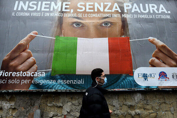 Senatul italian dă aprobarea finală pentru relaxarea măsurilor antiimigraţie