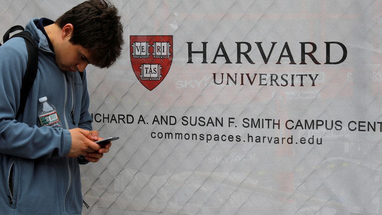 Universitatea Harvard RENUNŢĂ la ajutorul financiar anunţat de Trump