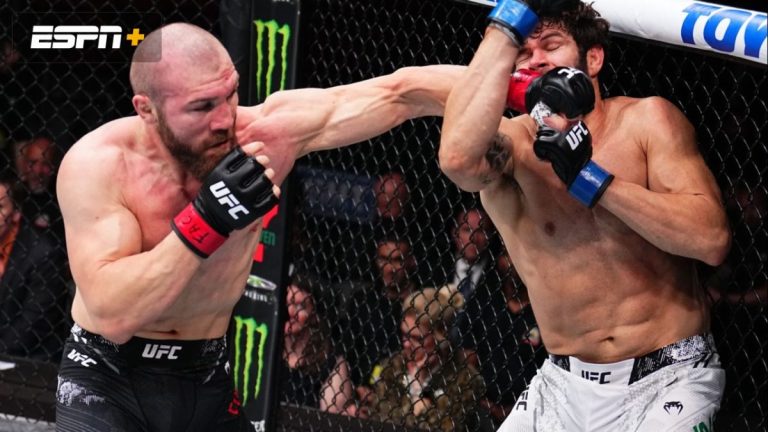 Luptătorul de MMA, Ion Cuțelaba a fost înfrânt în octagonul UFC de către brazilianul Phelipe Lins
