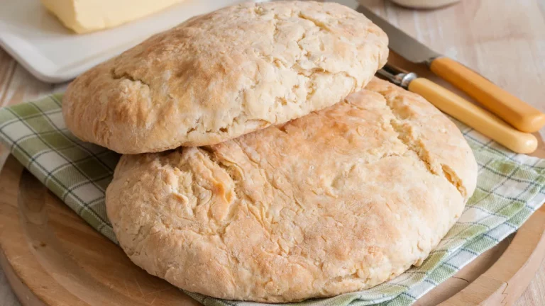 FOTO/ Cele mai gustoase 50 de feluri de pâine din întreaga lume. De la bagheta franțuzească la ciabatta italiană