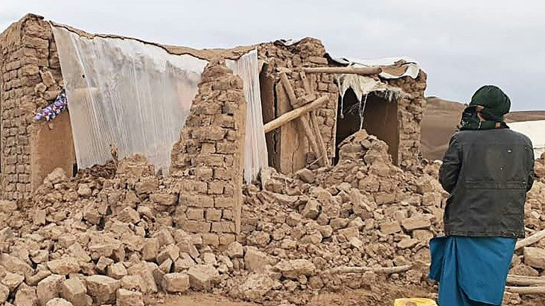 Cel puţin 6 morţi în urma a două seisme produse în nord-estul Afganistanului