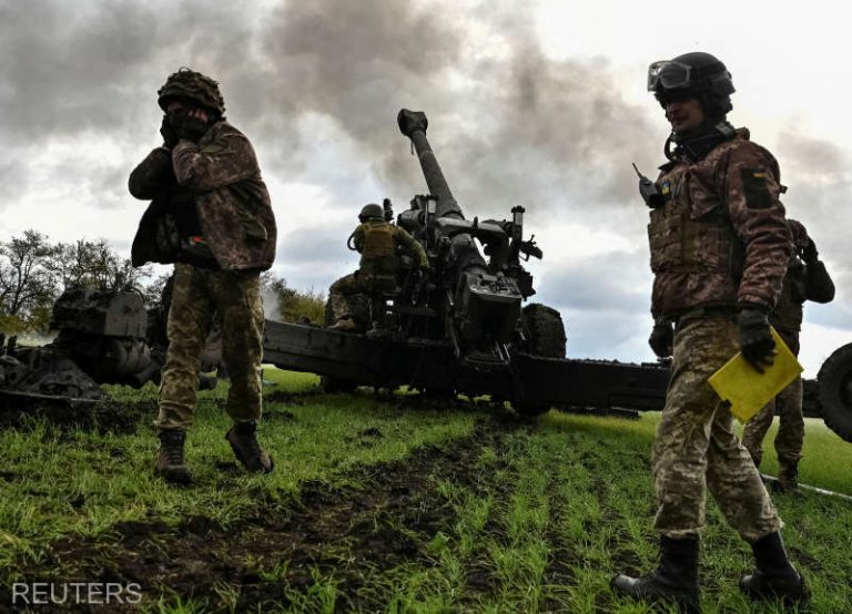 Armata ucraineană este posibil să fi început contraofensiva, apreciază numeroşi observatori
