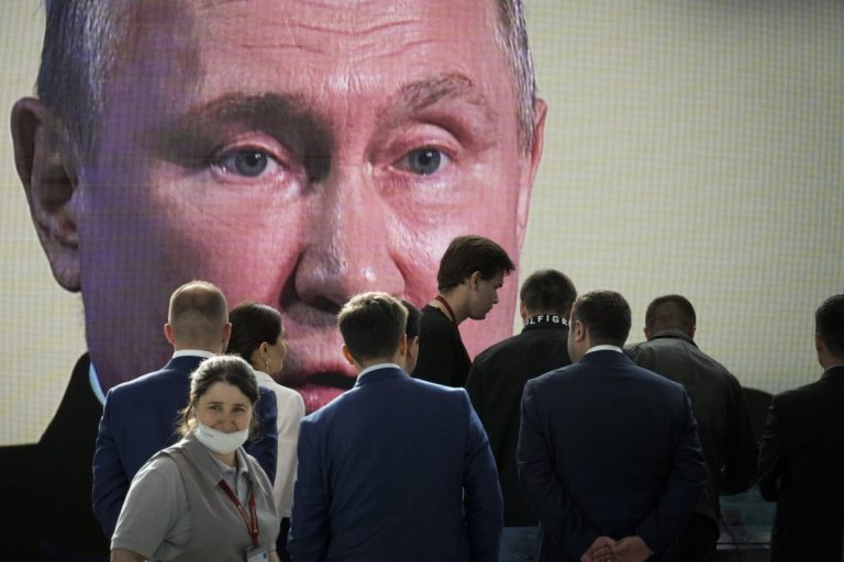 Ce oponenţi i-au mai rămas lui Vladimir Putin după moartea lui Aleksei Navalnîi?