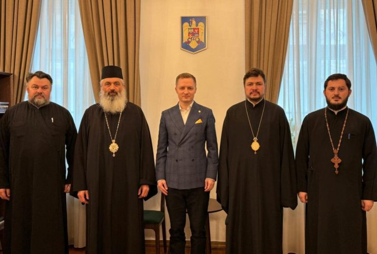 Episcopii Mitropoliei Basarabiei s-au întâlnit cu Adrian Dupu