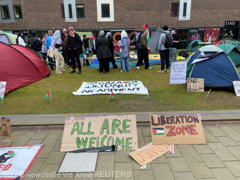 Mişcarea studenţească pro-Palestina a ajuns şi în universităţile din UK