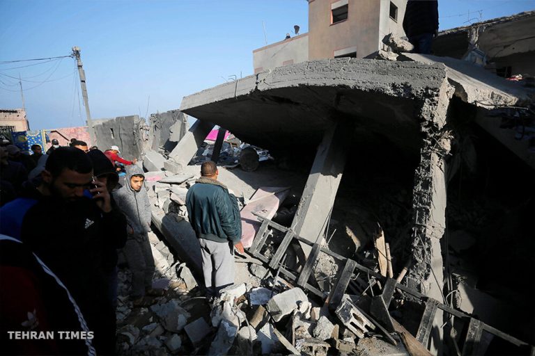 Israelul a bombardat o şcoală pentru refugiaţii palestinieni! Sunt peste 37 de morţi!