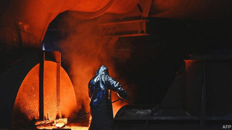 Oţelăria ArcelorMittal din Italia se confruntă cu dificultăţi severe