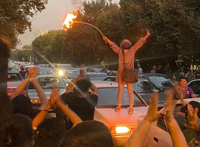 Demonstraţii în mai multe universităţi din Iran faţă de represaliile poliţiei