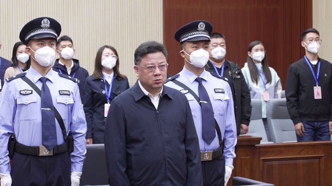 Închisoare pe viaţă pentru un fost şef al poliţiei din China