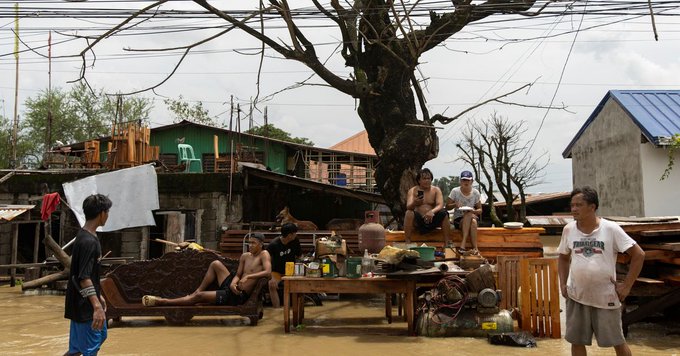 NORU a făcut PRĂPĂD în Filipine: 8 morţi şi peste 50.000 de sinistraţi
