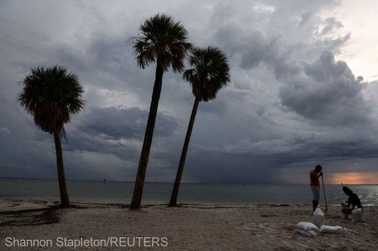 Uraganul Ian lovește Florida cu vânturi puternice și ploi torențiale