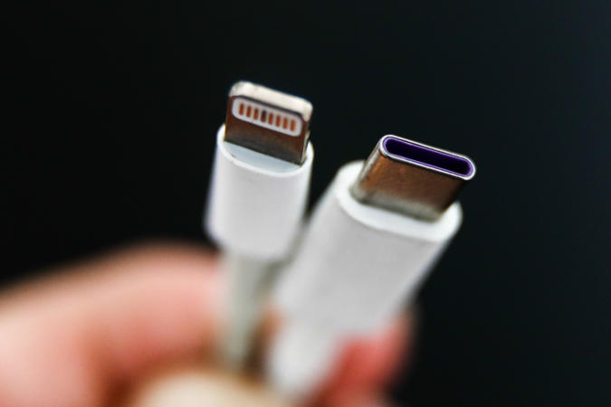 Alaiba: Toate dispozitivele electronice în Moldova vor avea conectorul USB-C