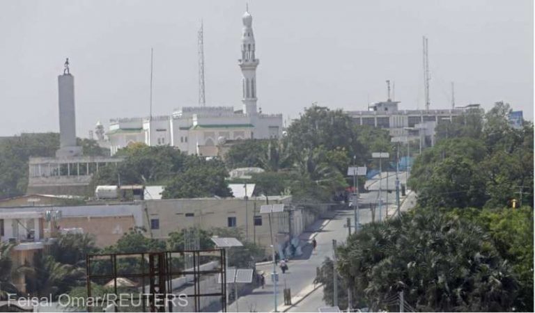 ATAC terorist la un hotel din Mogadiscio! Cel puţin 10 oameni au fost ucişi!
