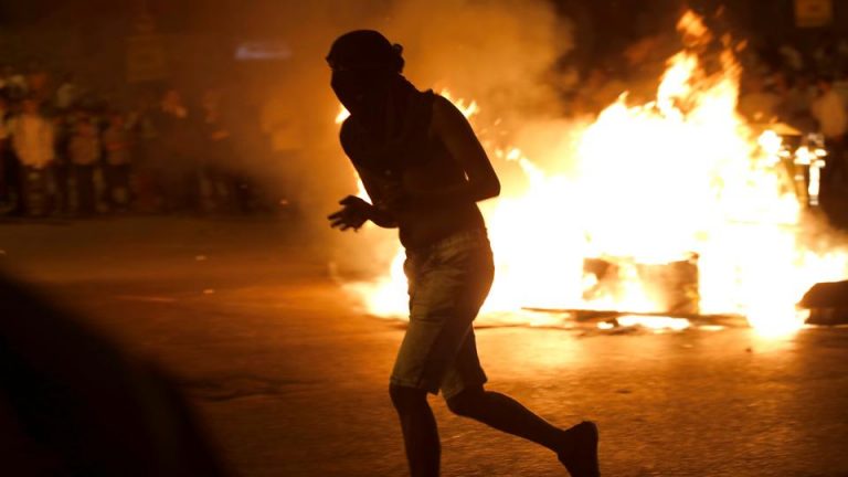Proteste violente în Israel după ce poliția a împușcat mortal un tânăr de 18 ani