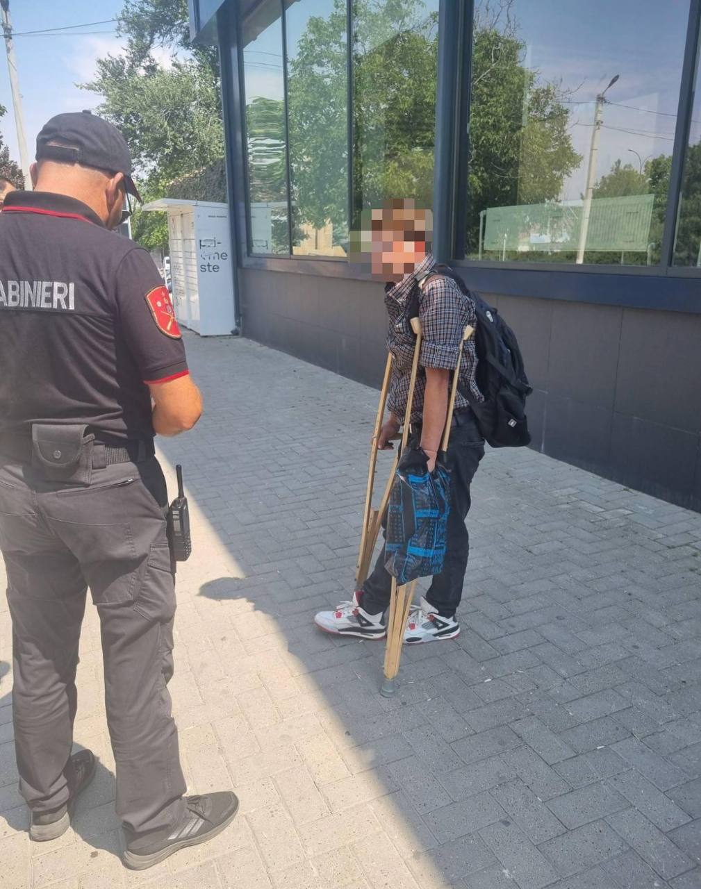 Simulau dizabilități fizice și s-au pomenit pe mâna oamenilor legii 1 simulatori 1