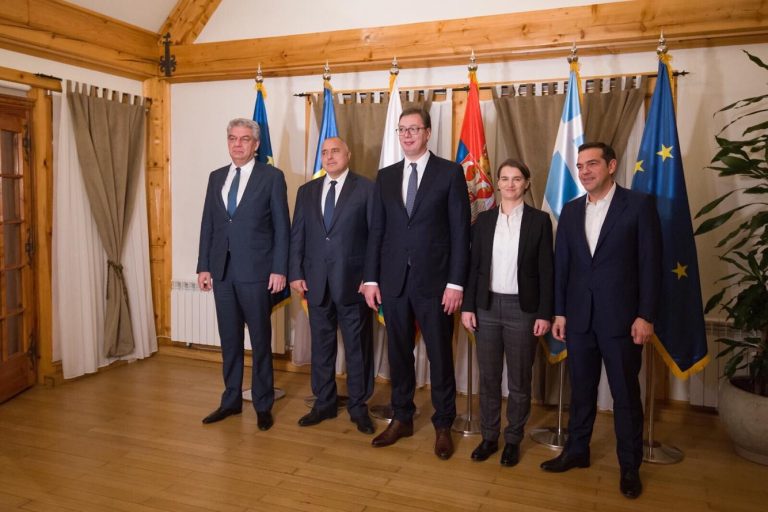 Premierul român Mihai Tudose, alături de omologii săi din Bulgaria, Grecia şi Republica Serbia, participă la un dineu oferit de preşedintele sârb, Aleksandar Vucic