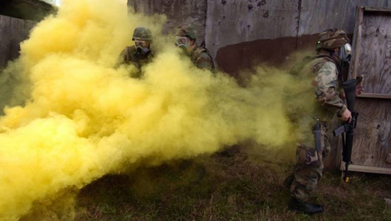 Rusia utilizează muniție încărcată cu substanțe chimice toxice în conflictul din Ucraina