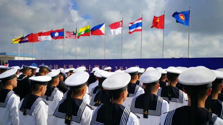 ASEAN va organiza în septembrie primul său exerciţiu militar comun în Marea Chinei de Sud