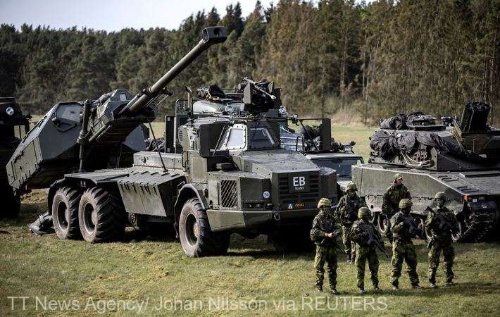 Suedia ar putea găzdui trupe NATO înainte de a adera la alianţă