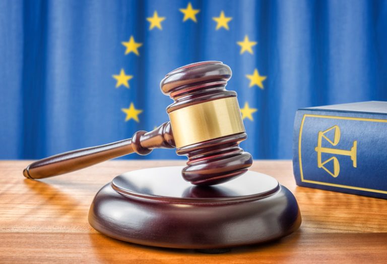 Investitorii ar putea ieşi din firmele producătoare de bunuri de consum din cauza legii UE privind defrişările