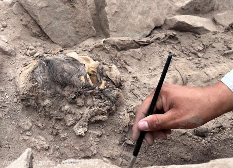 Arheologii au descoperit o mumie cu o vechime de 3.000 de ani în Lima