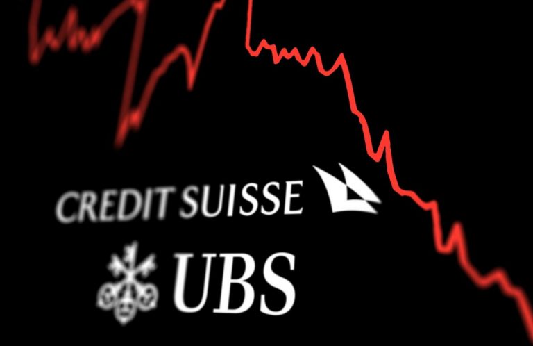 UBS se pregăteşte să concedieze jumătate dintre angajaţii de la fosta Credit Suisse
