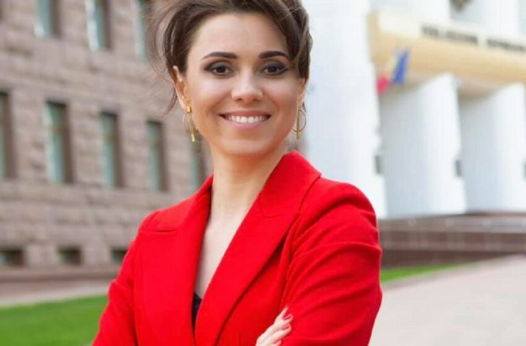 Jurnalista Natalia Morari râvnește Președinția. Va candida la prezidențiale