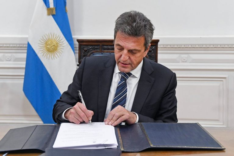Sergio Massa, preşedintele Camerei Deputaţilor din Argentina, numit ‘superministru’ al economiei