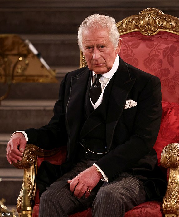 Regele Charles al III-lea va fi încoronat la 6 mai 2023 la abaţia Westminster din Londra