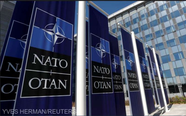 NATO îşi măreşte bugetul militar pentru anul viitor cu 12%