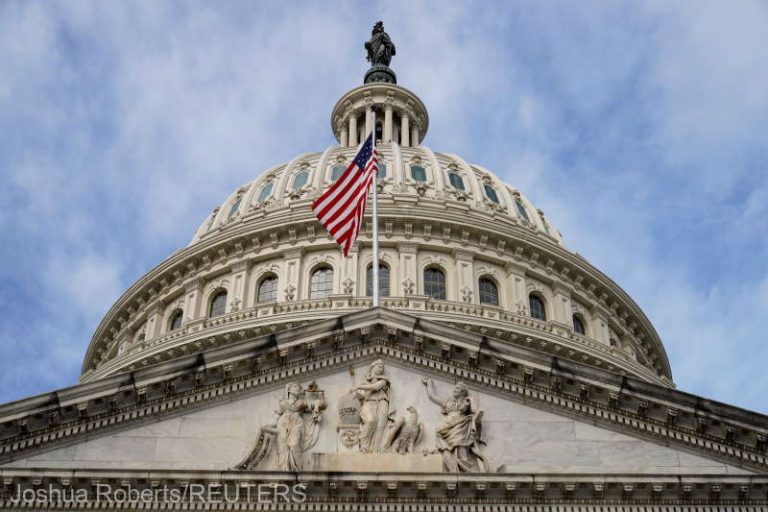 Congresul SUA are termen până vineri la miezul nopţii să extindă finanţarea guvernului
