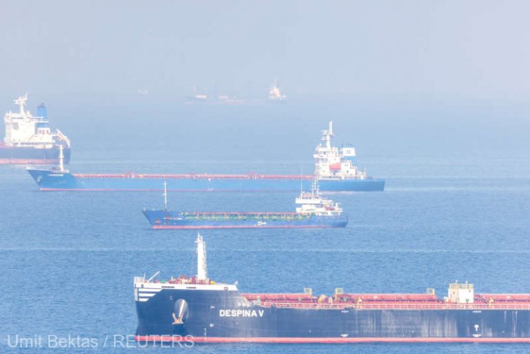 Ucraina afirmă că două nave-cargo se îndreaptă spre porturile sale la Marea Neagră