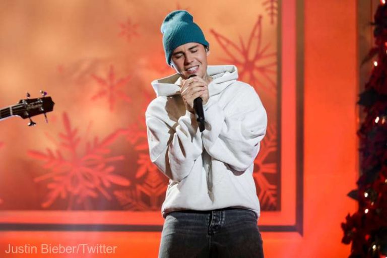 Justin Bieber şi-a vândut drepturile asupra catalogului său muzical cu 200 de milioane de dolari