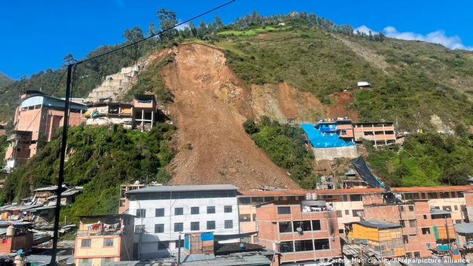 Patru morţi şi şase dispăruţi după alunecarea de teren din Peru