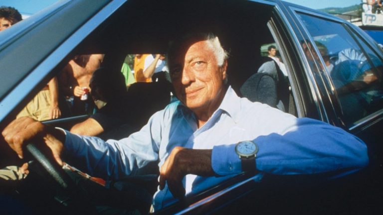 Moştenirea lui Gianni Agnelli, motiv de dispută în tribunal între fiică şi nepoţi