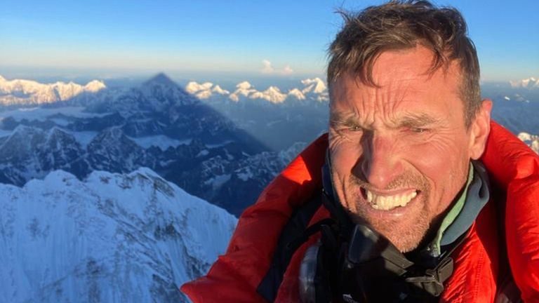 Everestul ‘are mai puţină zăpadă’, susţine un veteran al vârfului