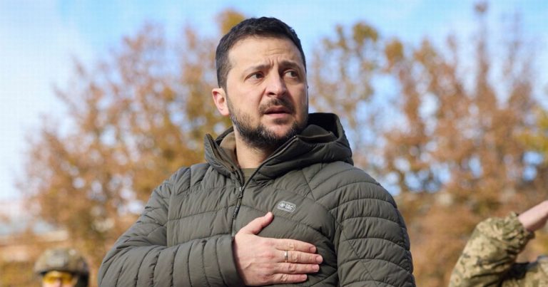 Zelenski salută eroismul soldaţilor ucraineni care duc lupte grele