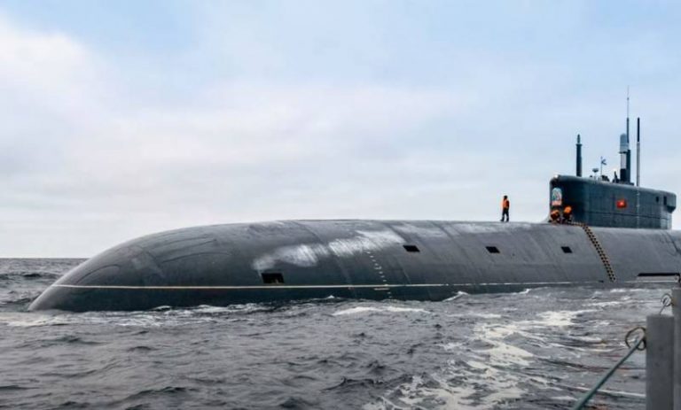 Cel mai nou submarin nuclear rusesc se mută la o bază din Kamceatka